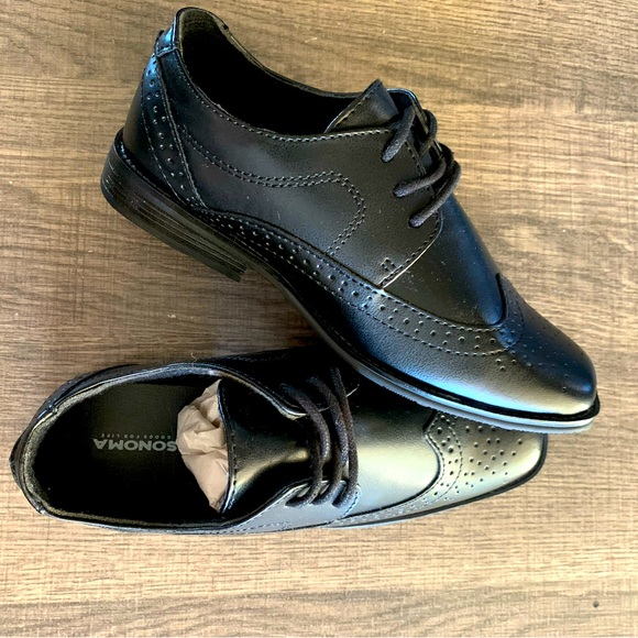Boys Black Dress Shoes NWOT - Picture 5 of 8